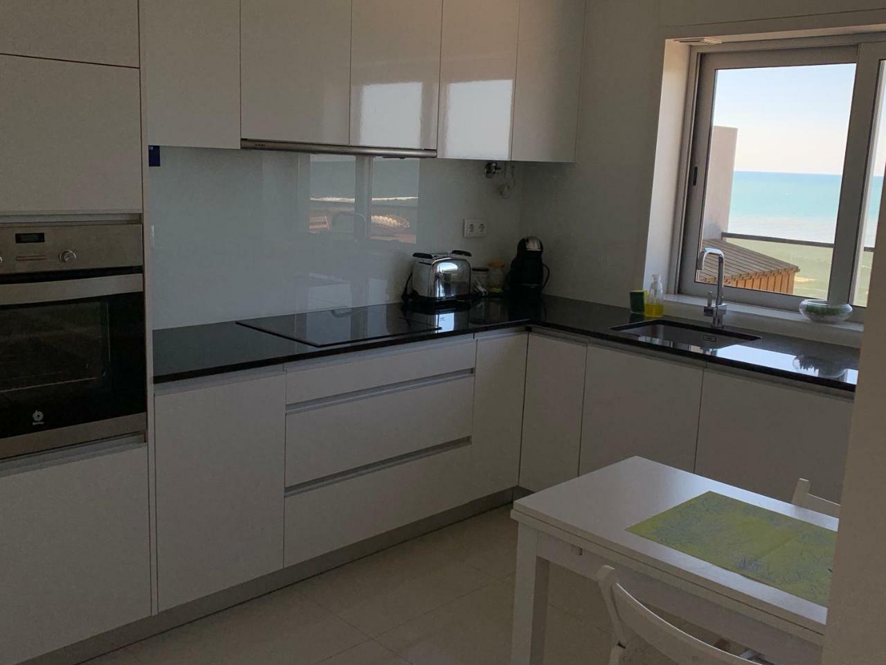 Front Beach Apartment Póvoa de Varzim Kültér fotó
