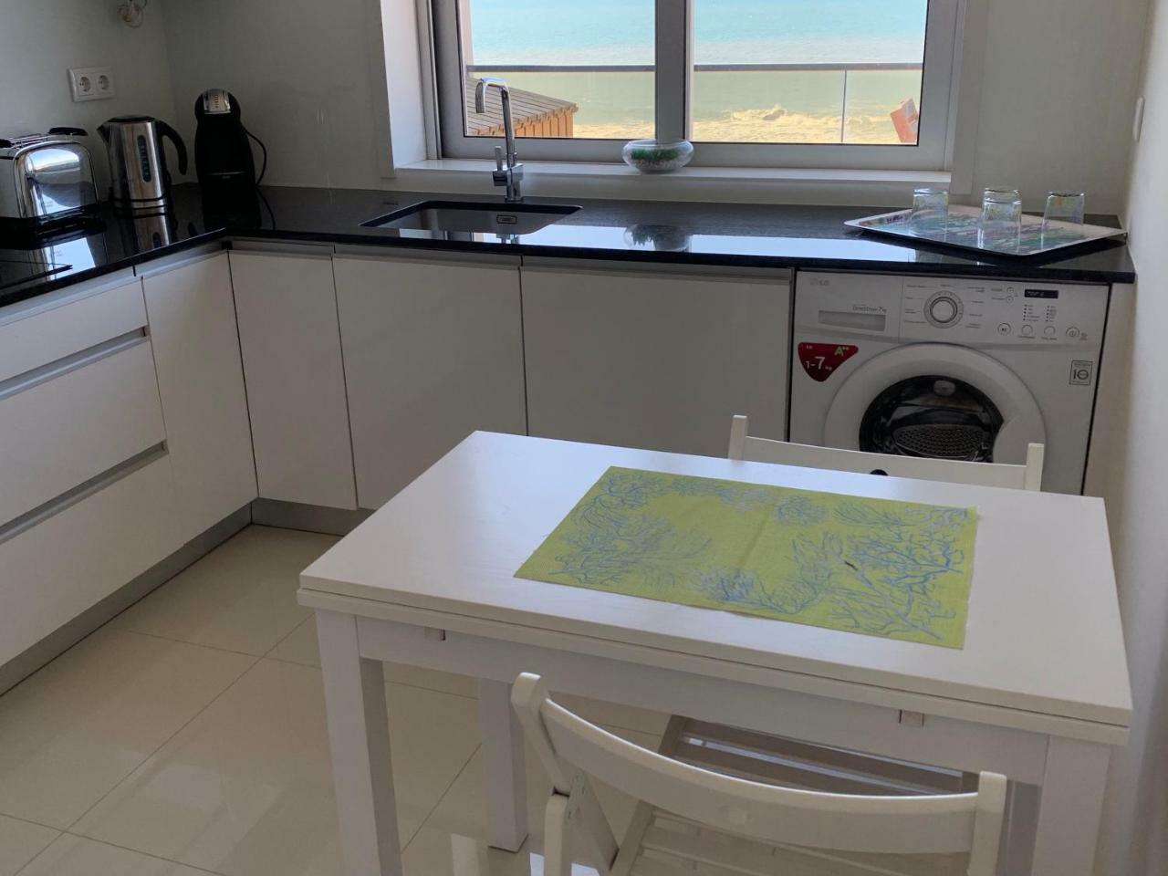 Front Beach Apartment Póvoa de Varzim Kültér fotó